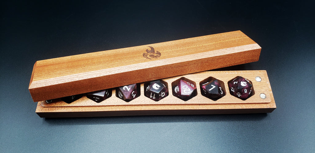 HANDMADE SAPELE HARDWOOD 7-PIECE DICE VAULT