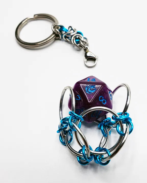 REMOVABLE D20 KEYCHAIN (DRAGONS MANA)