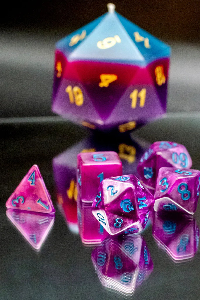 D20 SURPRISE CANDLE W/ DRAGON’S MANA D20 INSIDE