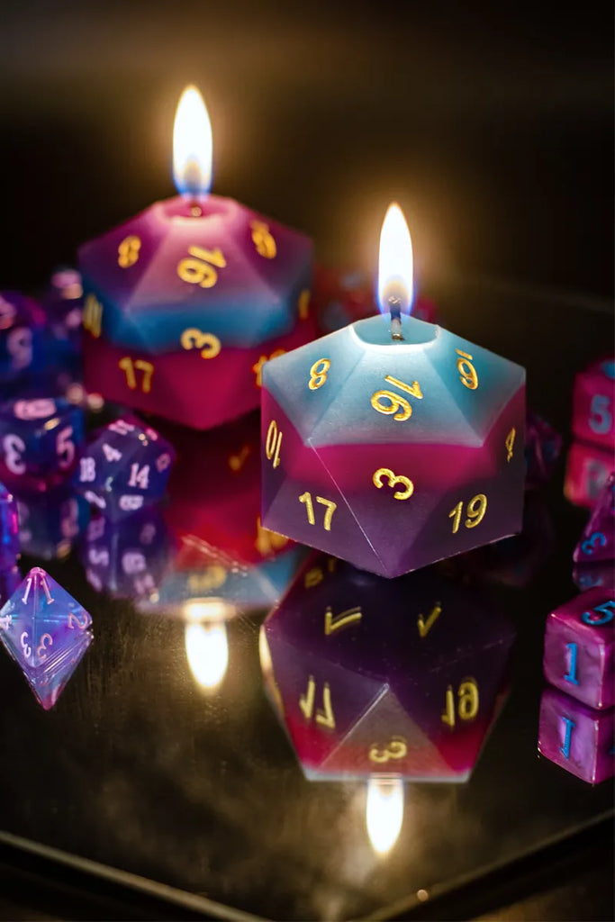 D20 SURPRISE CANDLE W/ DRAGON’S MANA D20 INSIDE