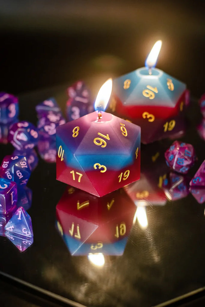 D20 SURPRISE CANDLE W/ MYSTIC STORM D20 INSIDE
